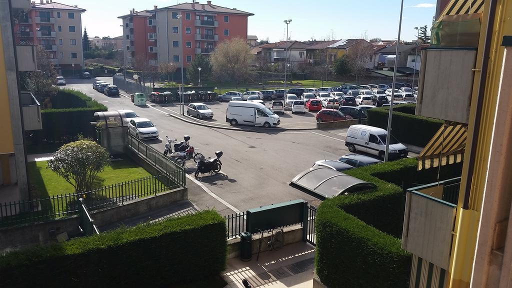 Bilocale Via Imola 4 Apartment Verona Luaran gambar